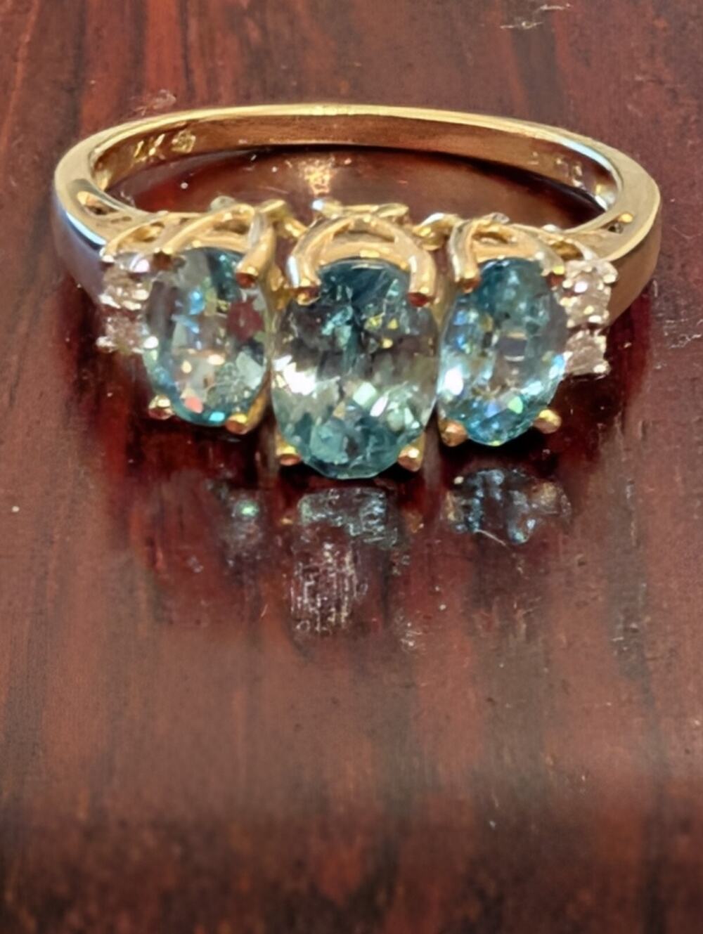 14K YELLOW GOLD Ring Size 6.75 With 3 Oval Aquamarine & 4 TINY DIAMOND Stones